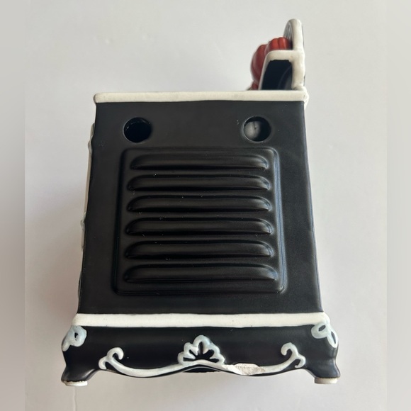 Yankee Candle Black Stove Oven Wax Warmer Kettle Pumpkins Robin Betterley Design - Picture 4 of 9